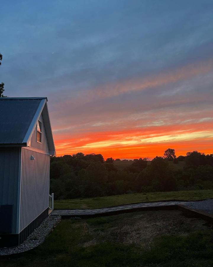 Hébergement de vacances New Tiny On 250 Acre Dairy Farm Near Ark Dry Ridge